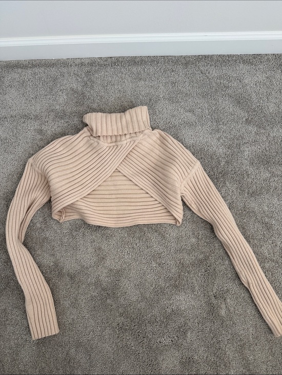 House of Harlow 1960 Sweaters - House of Harlow 1960 Cropped Ribbed Turtleneck Sweater - Beige